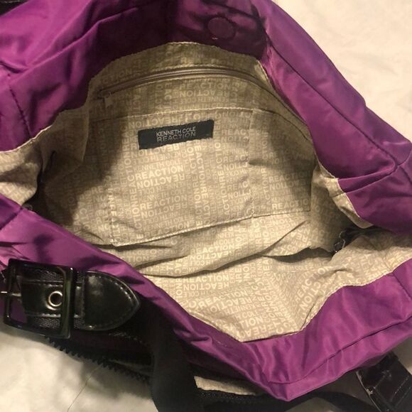 Kenneth Cole Reaction Tote Bag - Picture 6 of 11